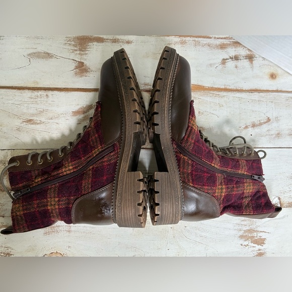ROCK & CANDY Max booties BROWN & plaid lace-up ankle boot preppy grunge sz 8 EUC - Picture 6 of 11